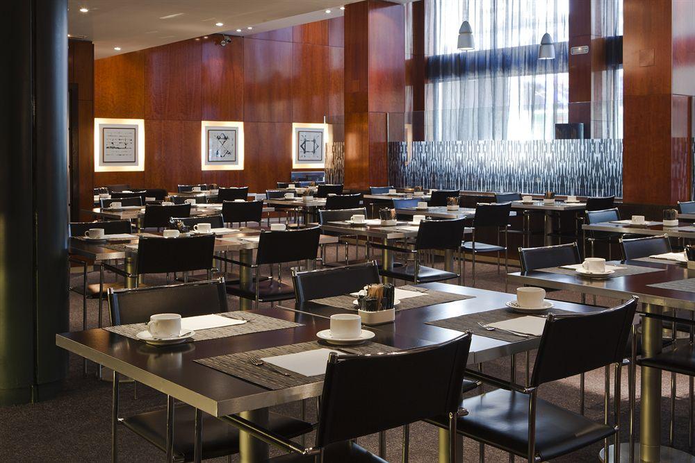 Ac Hotel Avenida De America By Marriott Madrid Dış mekan fotoğraf