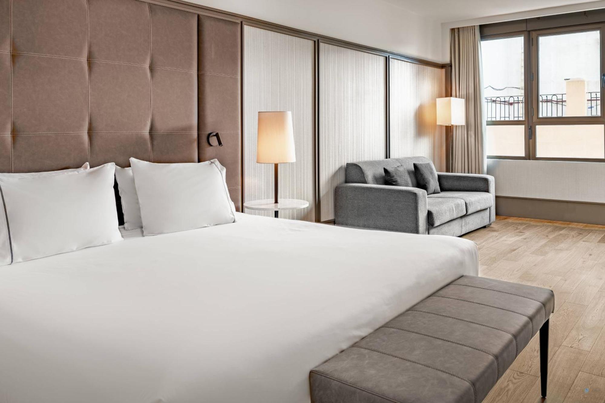 Ac Hotel Avenida De America By Marriott Madrid Dış mekan fotoğraf