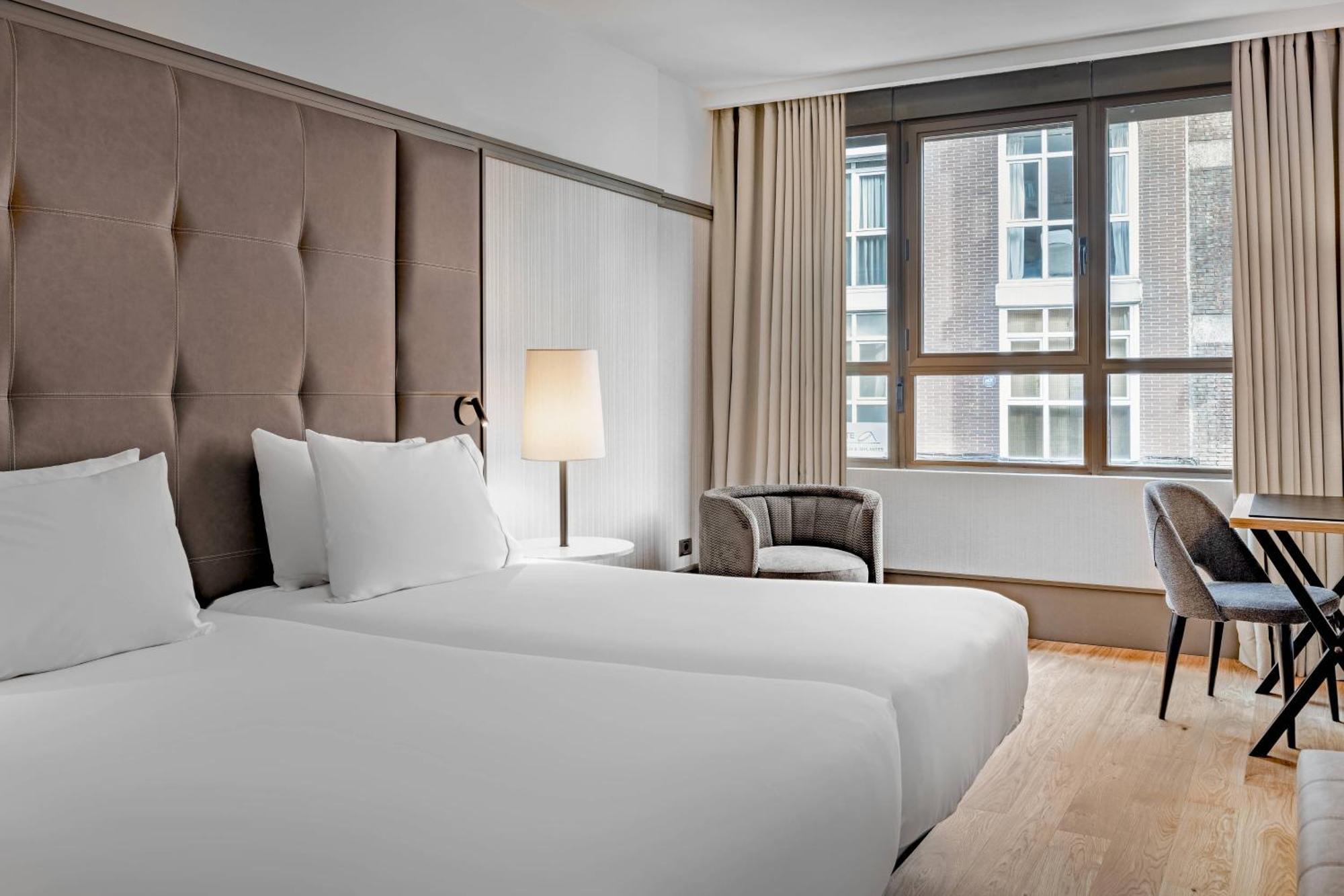 Ac Hotel Avenida De America By Marriott Madrid Dış mekan fotoğraf